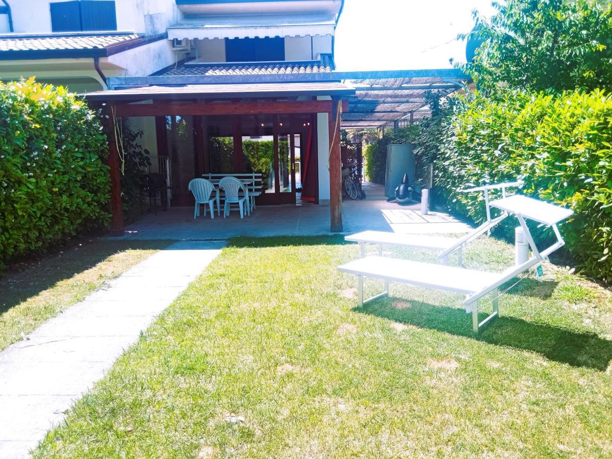 Luxury Villa 杜纳维德 外观 照片